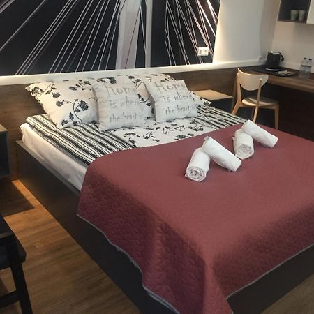 Q Apartamenty Mirkow Exteriör bild