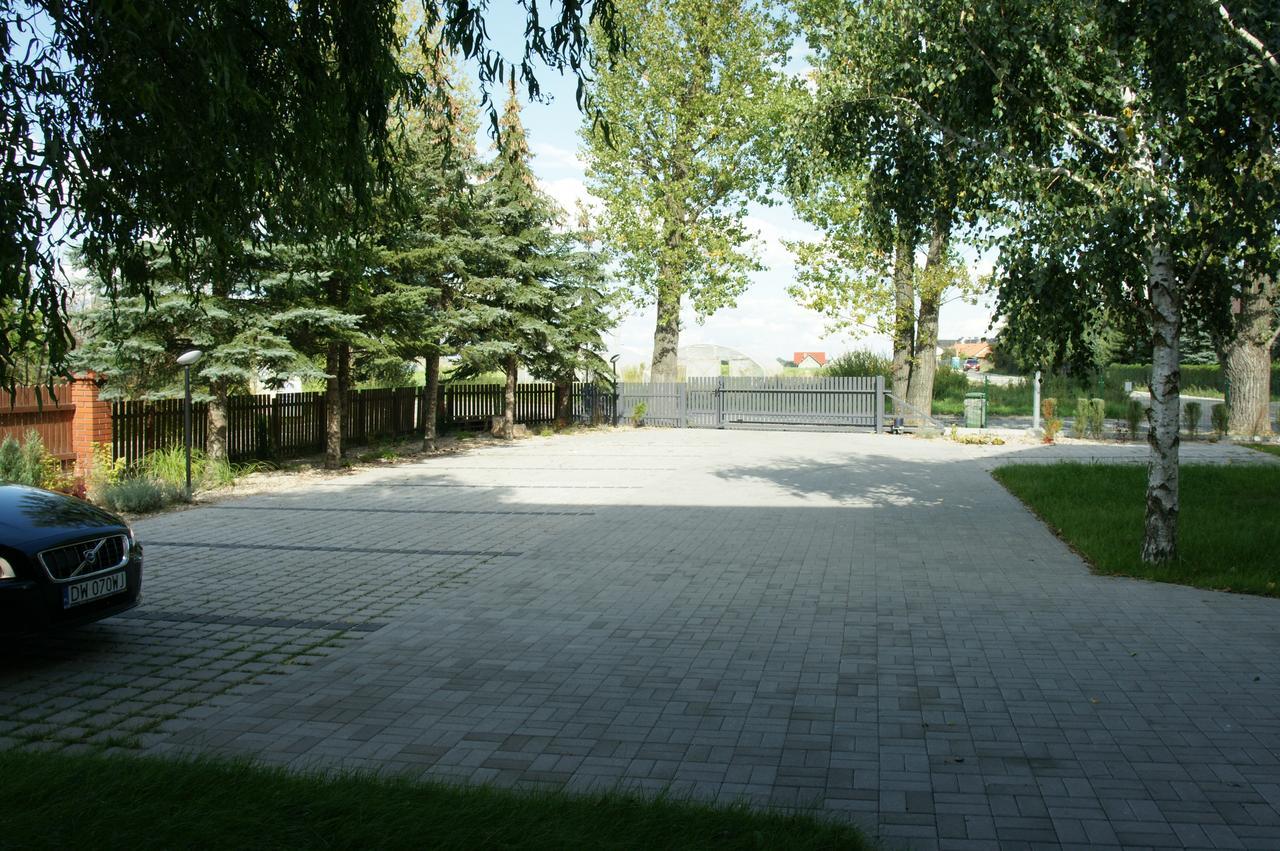 Q Apartamenty Mirkow Exteriör bild