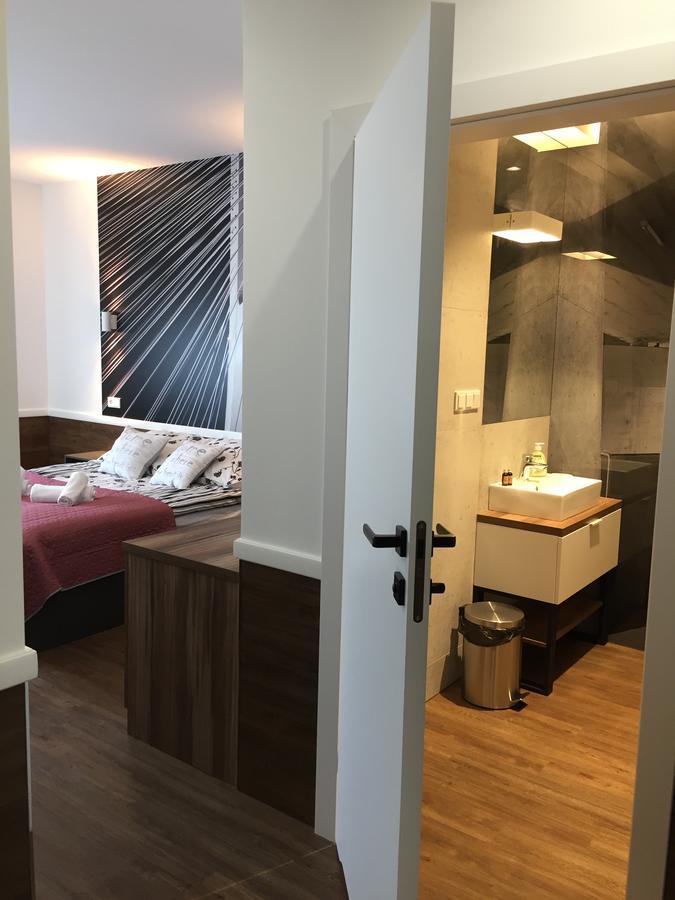 Q Apartamenty Mirkow Exteriör bild